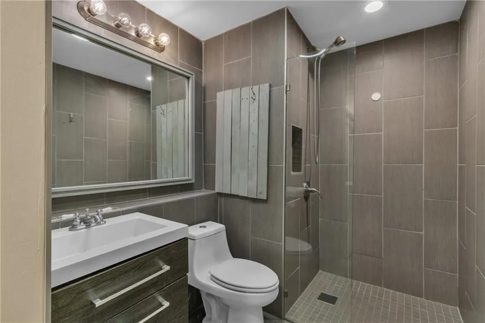 3601 Hampstead Lane NE Roswell, GA 30075