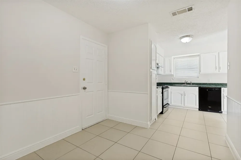 5420 Prince Drive Lake Dallas, TX 75065