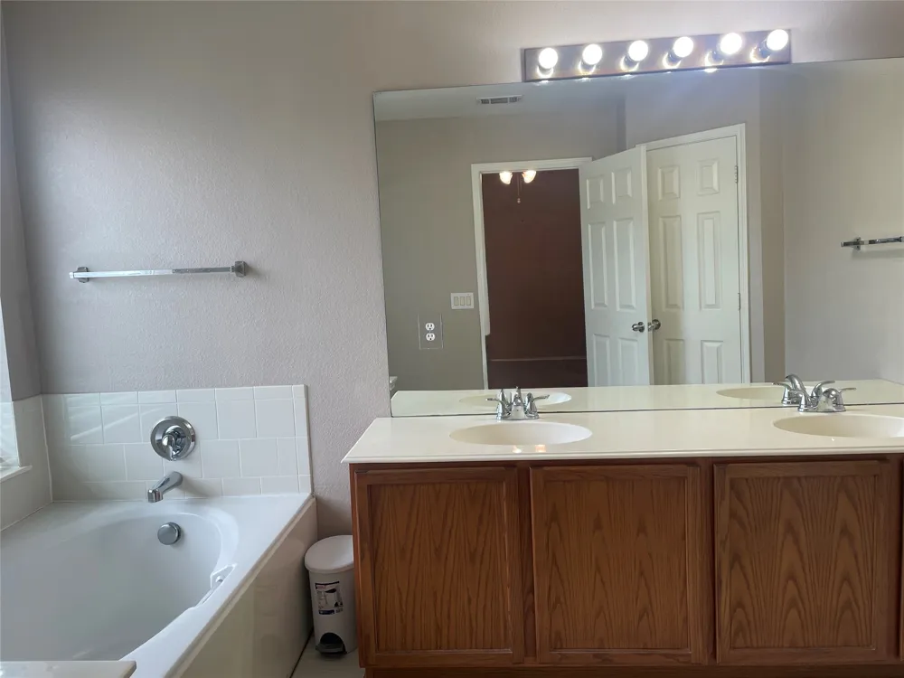 8748 Sagebrush Trail Cross Roads, TX 76227