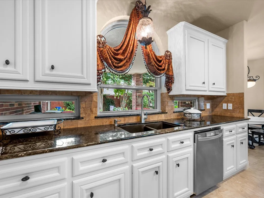 5830 Desert Oak Way Spring, TX 77379