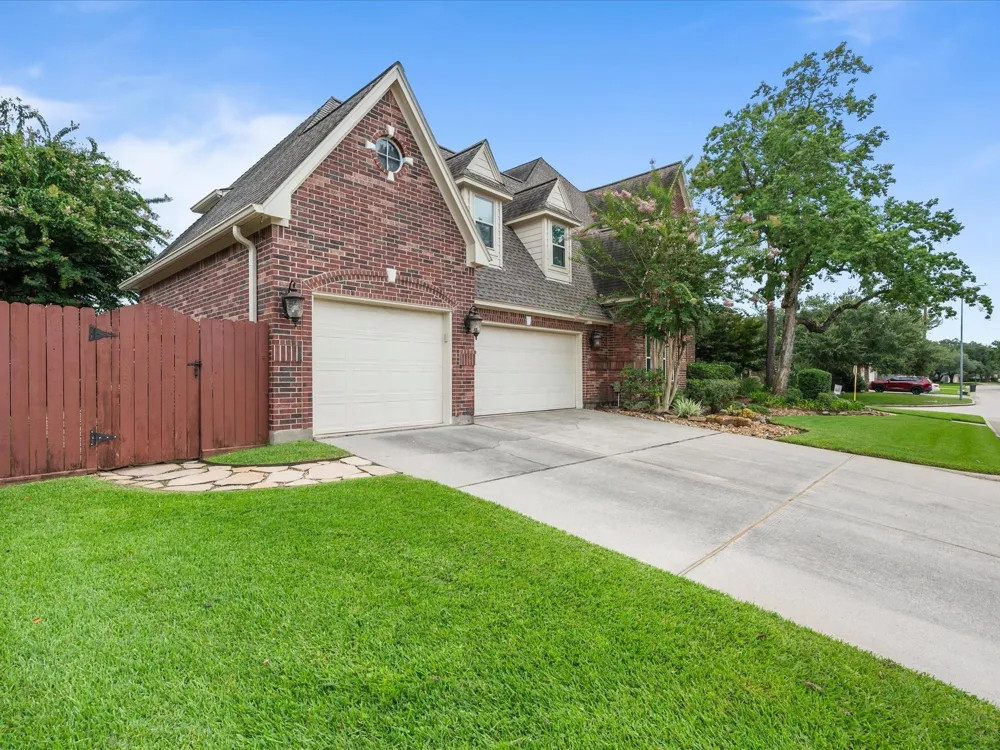 5830 Desert Oak Way Spring, TX 77379
