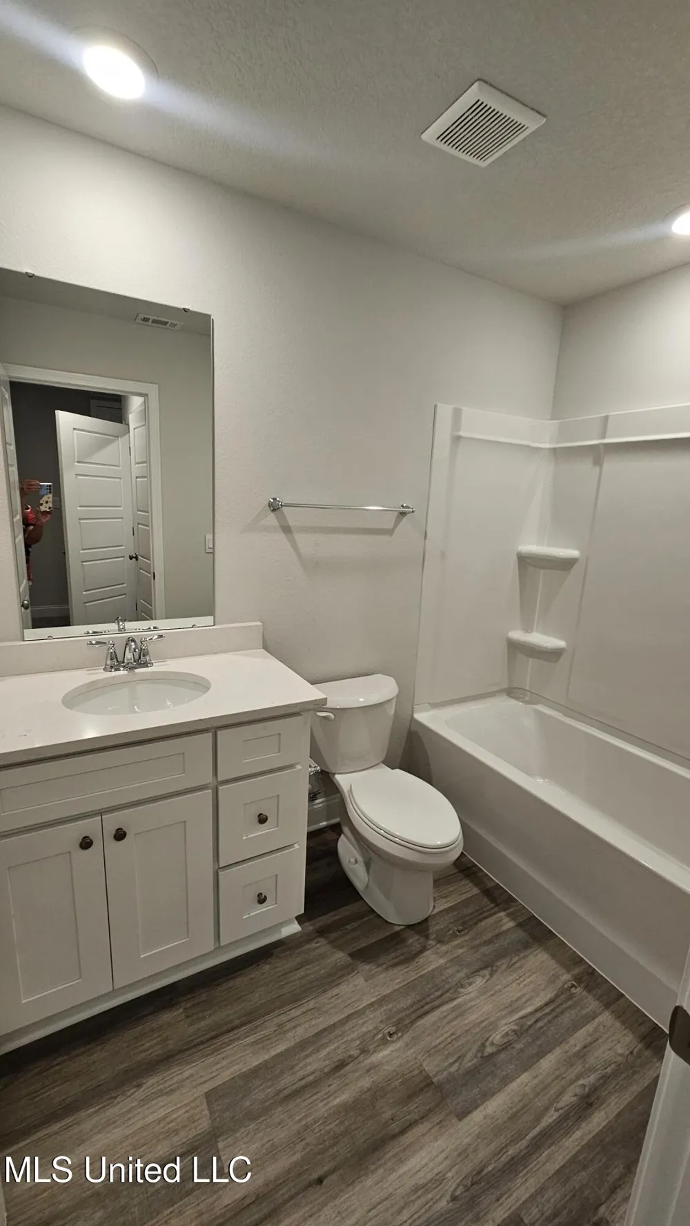 7865 Reagan Court Ocean Springs, MS 39564