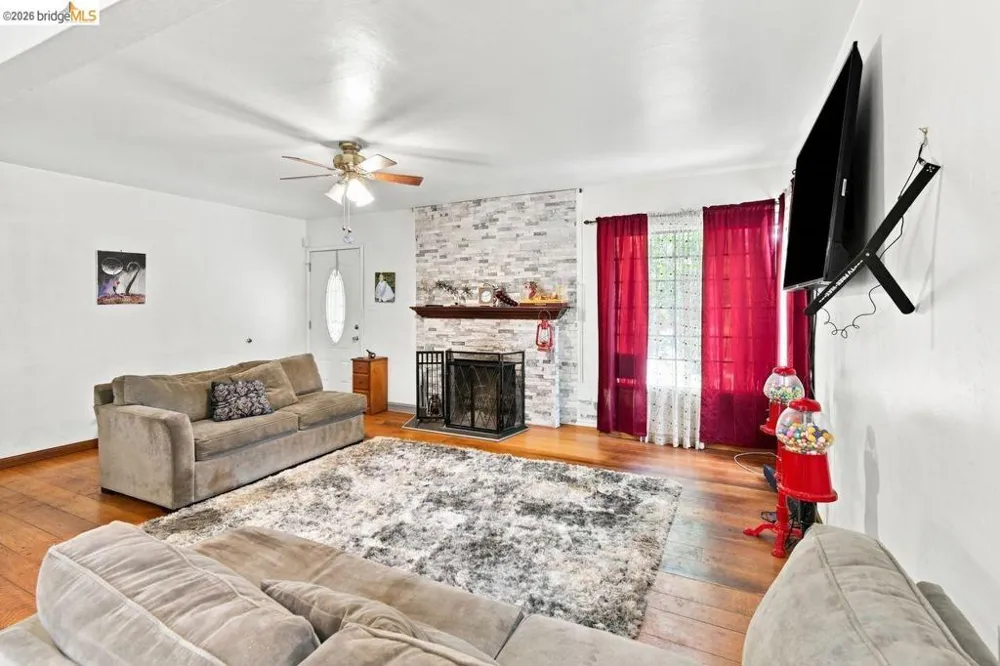 209 Fleming Ave Vallejo, CA 94590