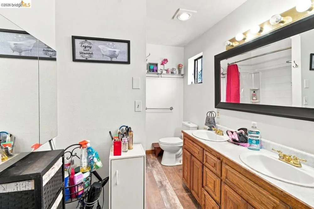 209 Fleming Ave Vallejo, CA 94590