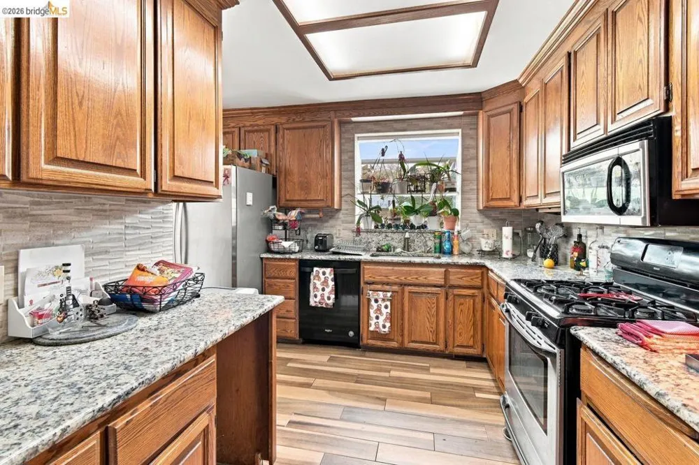 209 Fleming Ave Vallejo, CA 94590