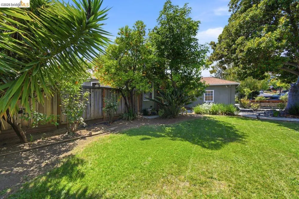 209 Fleming Ave Vallejo, CA 94590