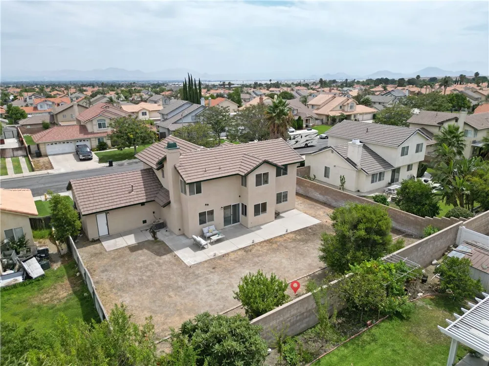 3718 Fernwood Avenue Rialto, CA 92377