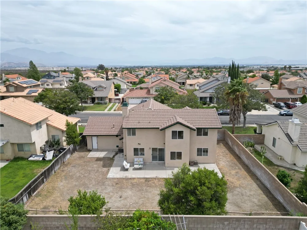 3718 Fernwood Avenue Rialto, CA 92377