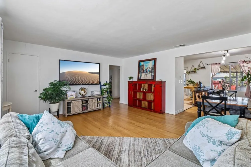 790 Brightwood Avenue Chula Vista, CA 91910