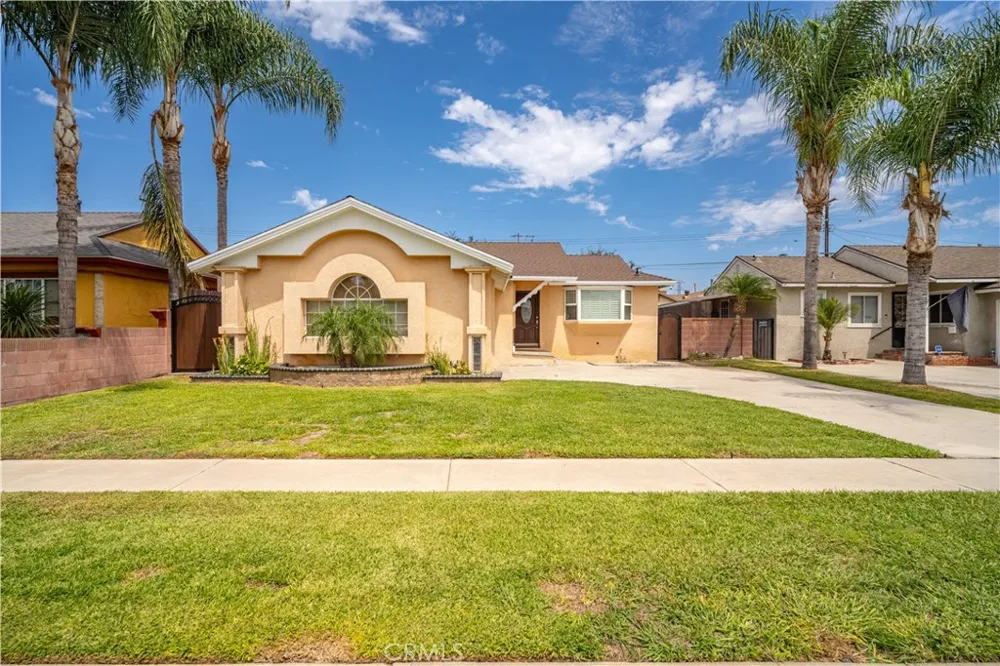 10457 Barnwall Bellflower, CA 90706