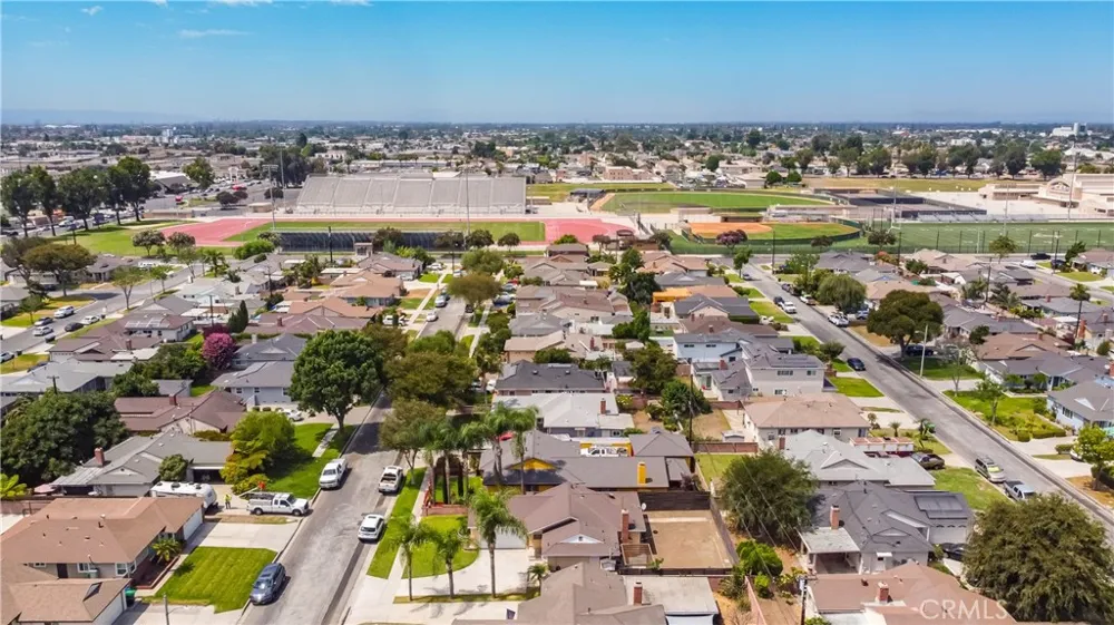 10457 Barnwall Bellflower, CA 90706