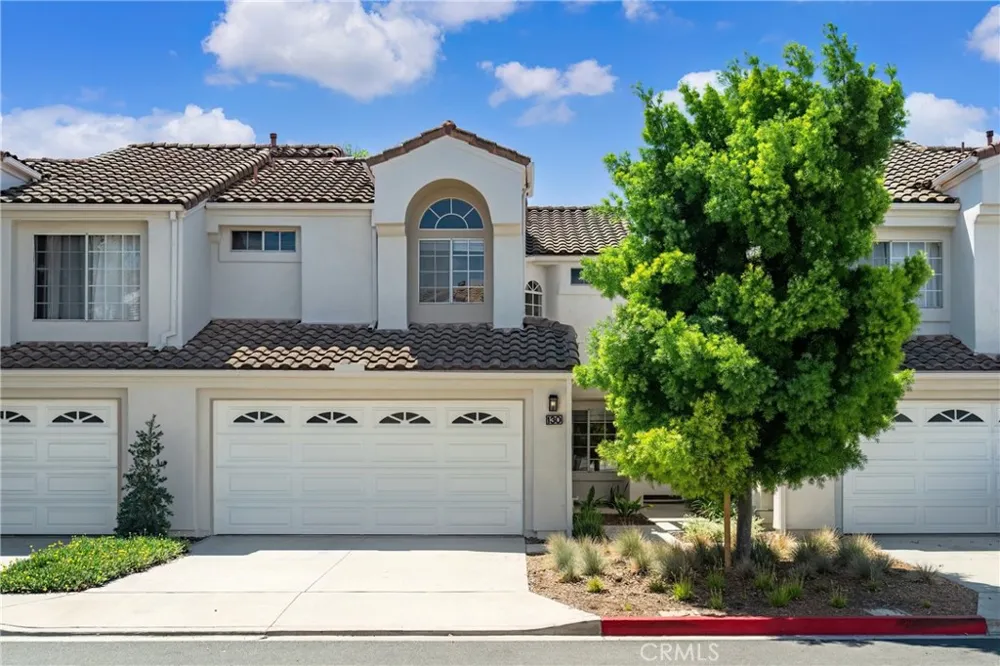130 Almador Irvine, CA 92614