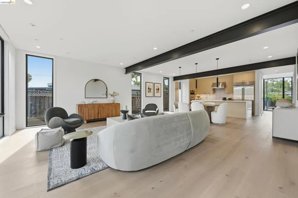 1674 Husted San Jose, CA 95125