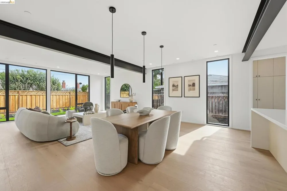 1674 Husted San Jose, CA 95125
