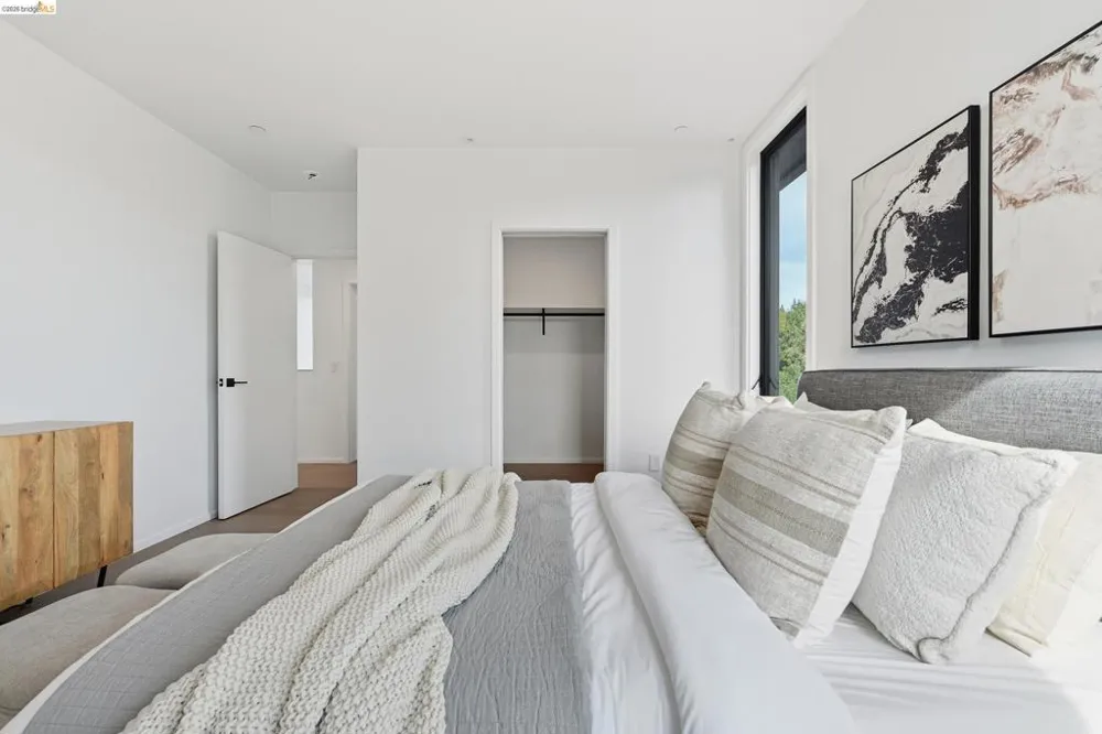 1674 Husted San Jose, CA 95125