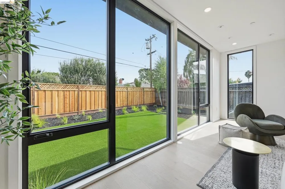 1674 Husted San Jose, CA 95125