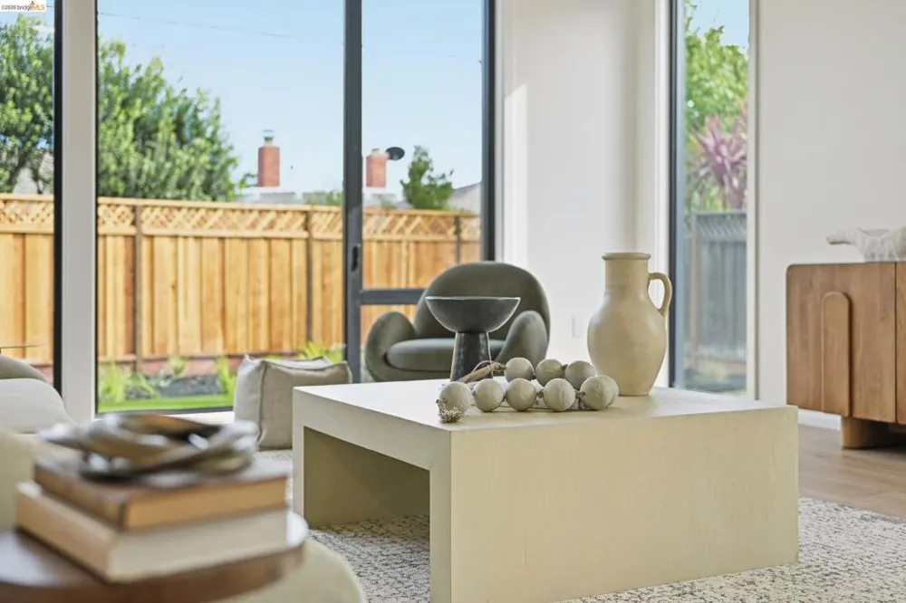 1674 Husted San Jose, CA 95125