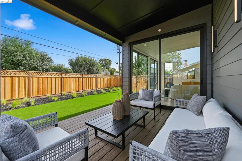 1674 Husted San Jose, CA 95125