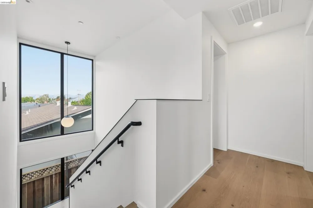 1674 Husted San Jose, CA 95125