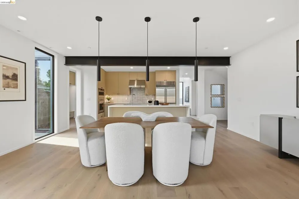 1674 Husted San Jose, CA 95125