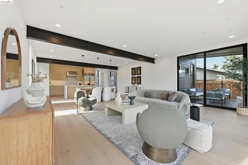 1674 Husted San Jose, CA 95125