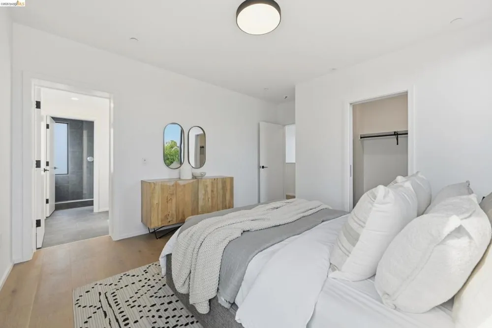 1674 Husted San Jose, CA 95125