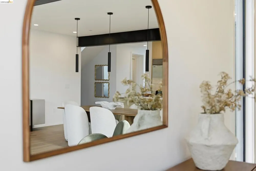 1674 Husted San Jose, CA 95125