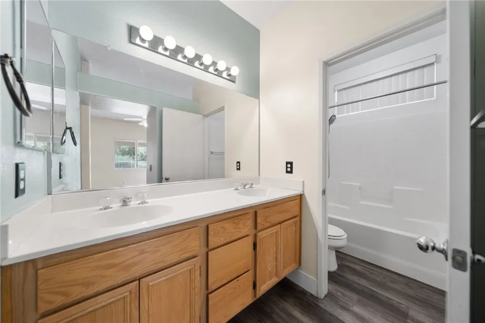 32198 White Spruce Court Wildomar, CA 92595