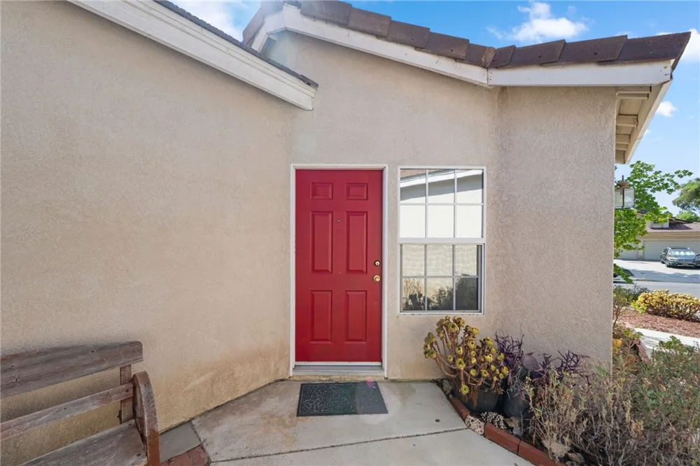 32198 White Spruce Court Wildomar, CA 92595