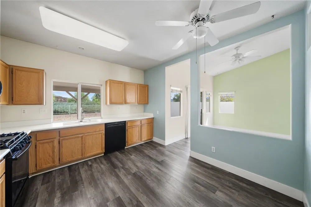 32198 White Spruce Court Wildomar, CA 92595