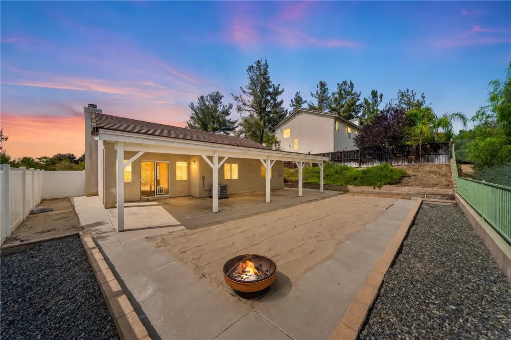 32198 White Spruce Court Wildomar, CA 92595