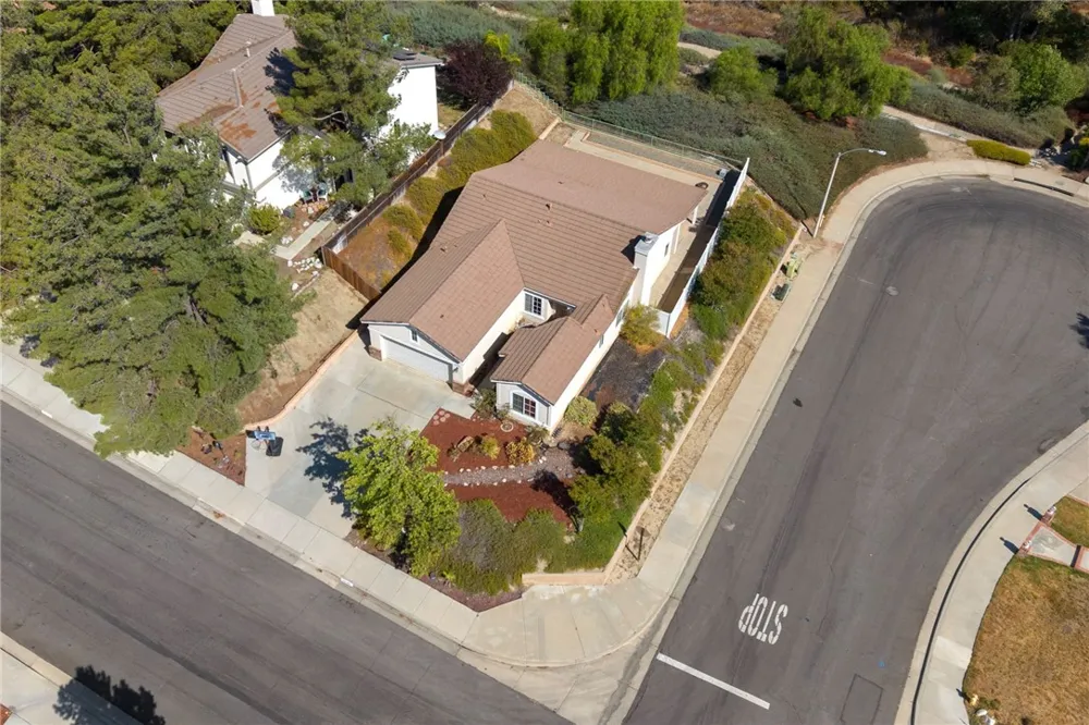32198 White Spruce Court Wildomar, CA 92595