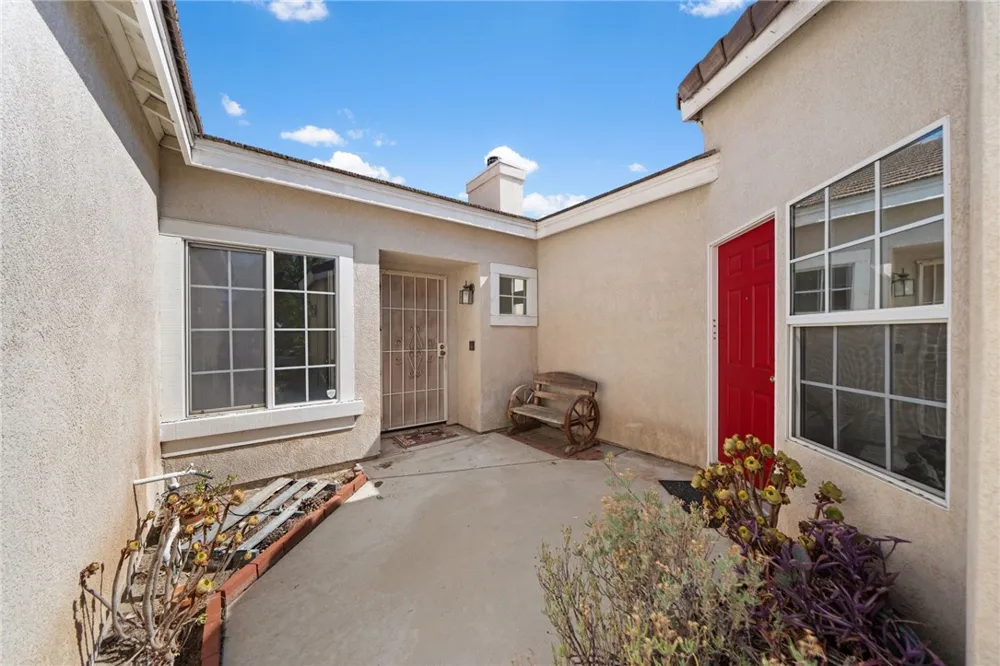32198 White Spruce Court Wildomar, CA 92595