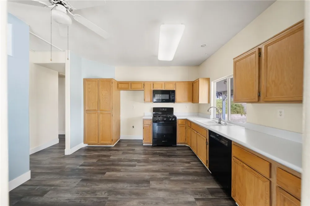 32198 White Spruce Court Wildomar, CA 92595