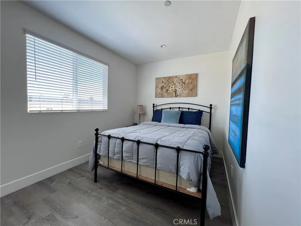 13927 Chadron Ave #G Hawthorne, CA 90250
