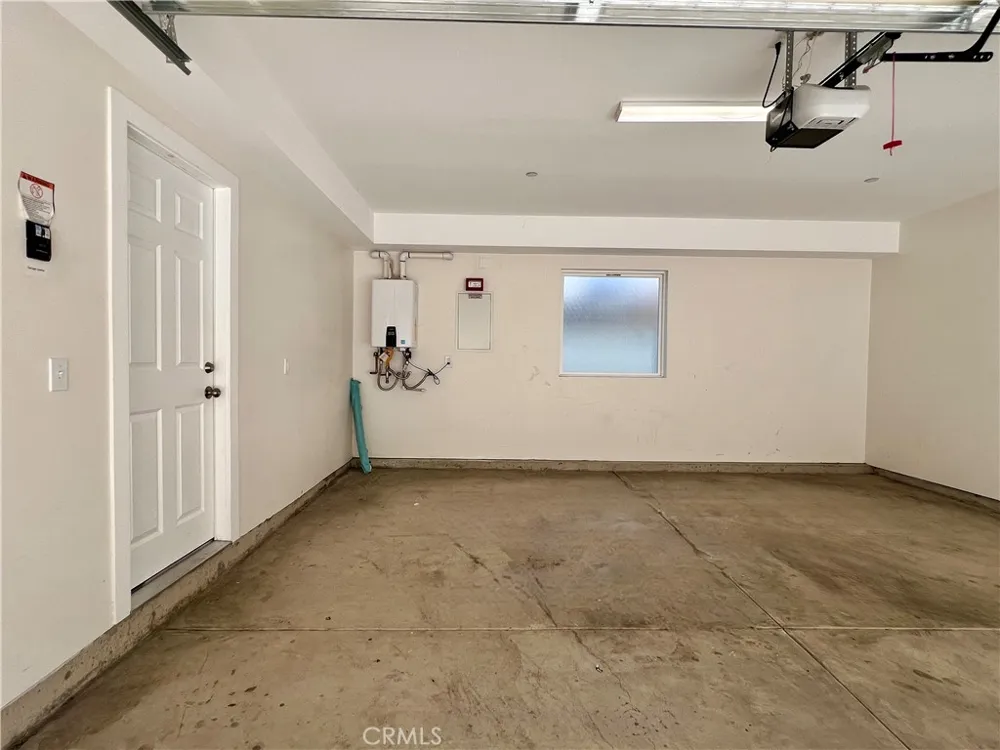 13927 Chadron Ave #G Hawthorne, CA 90250