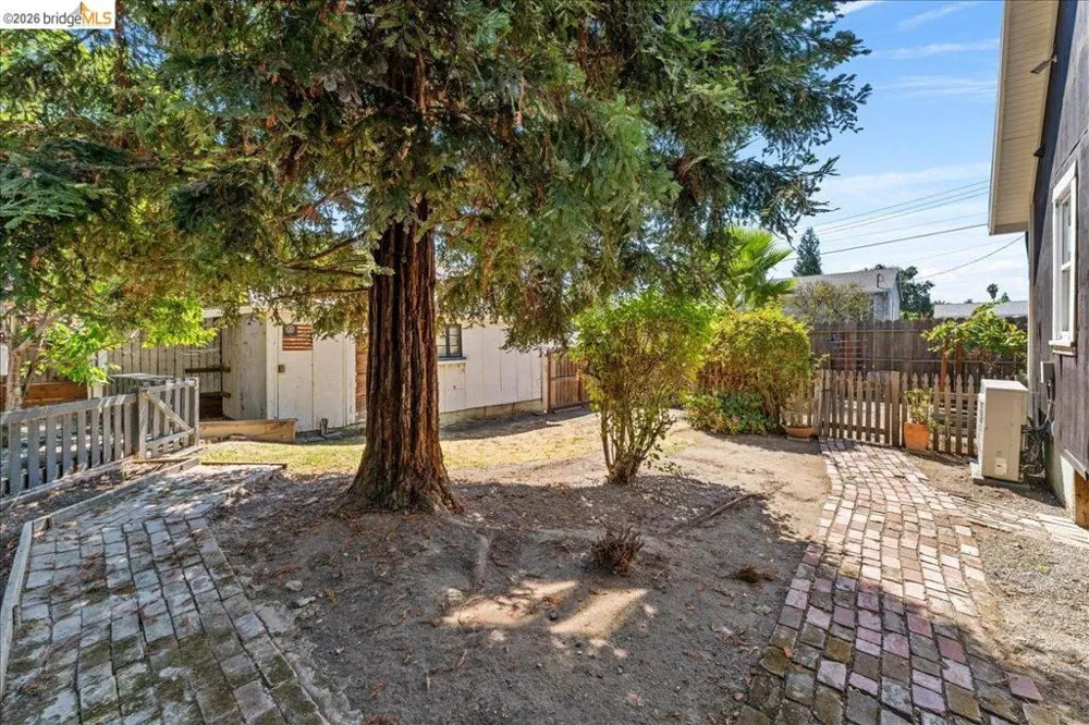 1202 Plaza Dr. Martinez, CA 94553