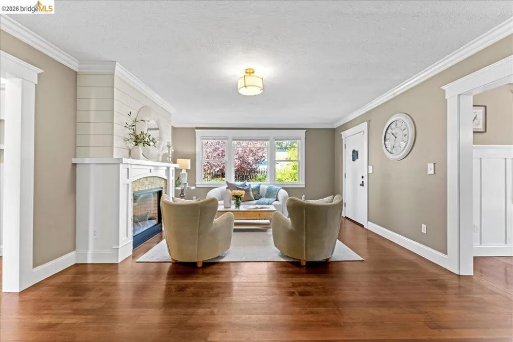 1202 Plaza Dr. Martinez, CA 94553