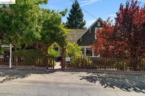 1202 Plaza Dr.