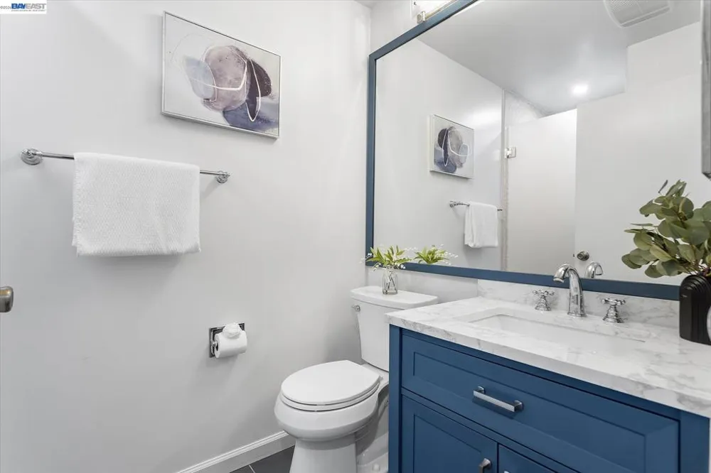 1810 Central Ave #1808 Alameda, CA 94501