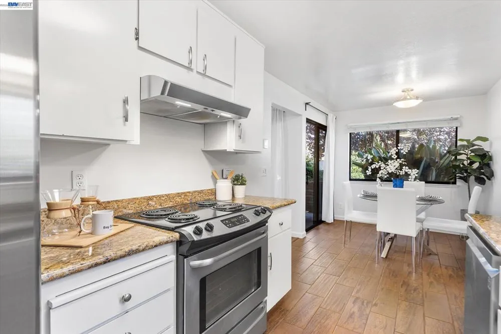 1810 Central Ave #1808 Alameda, CA 94501