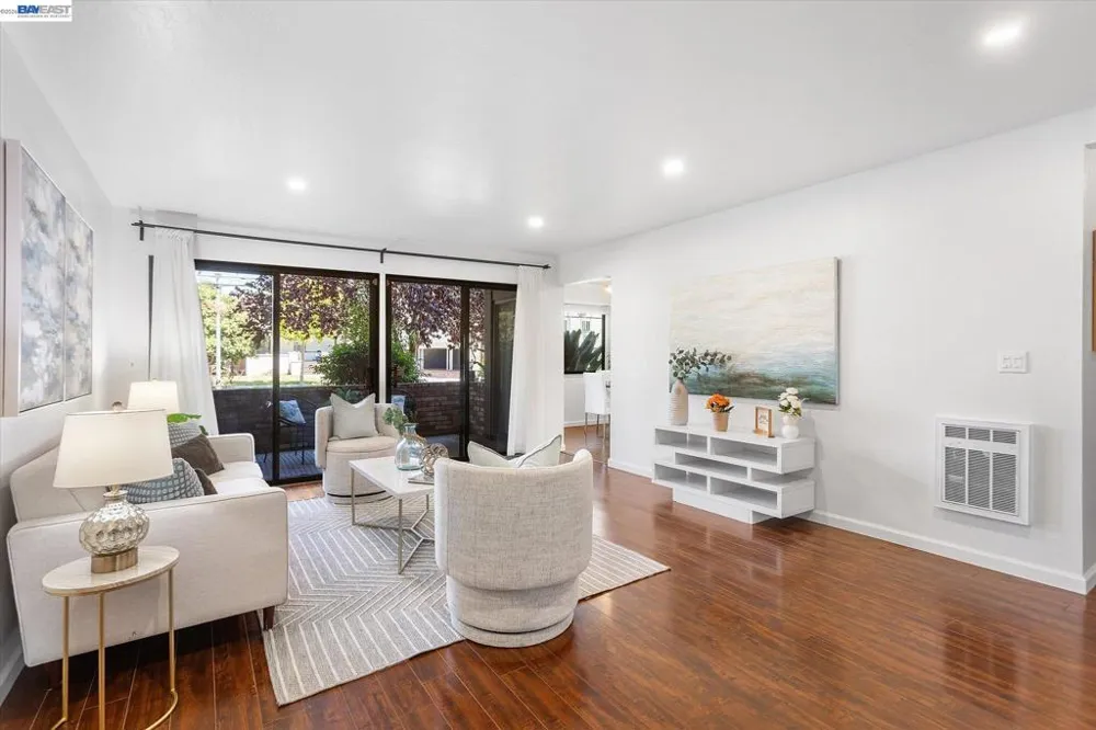 1810 Central Ave #1808 Alameda, CA 94501