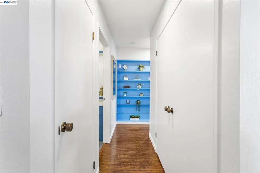 1810 Central Ave #1808 Alameda, CA 94501