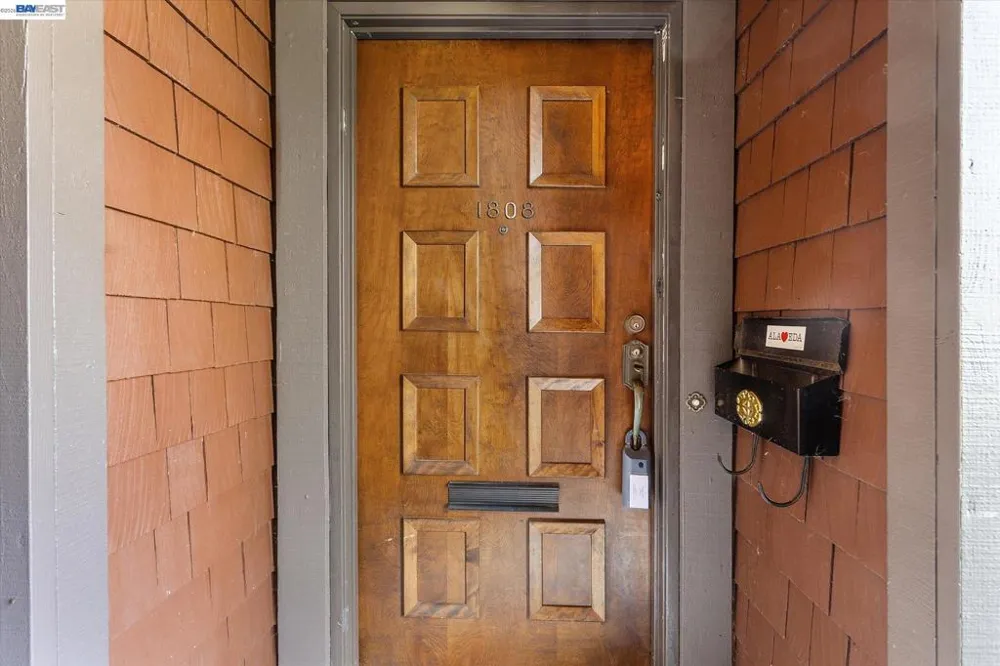 1810 Central Ave #1808 Alameda, CA 94501