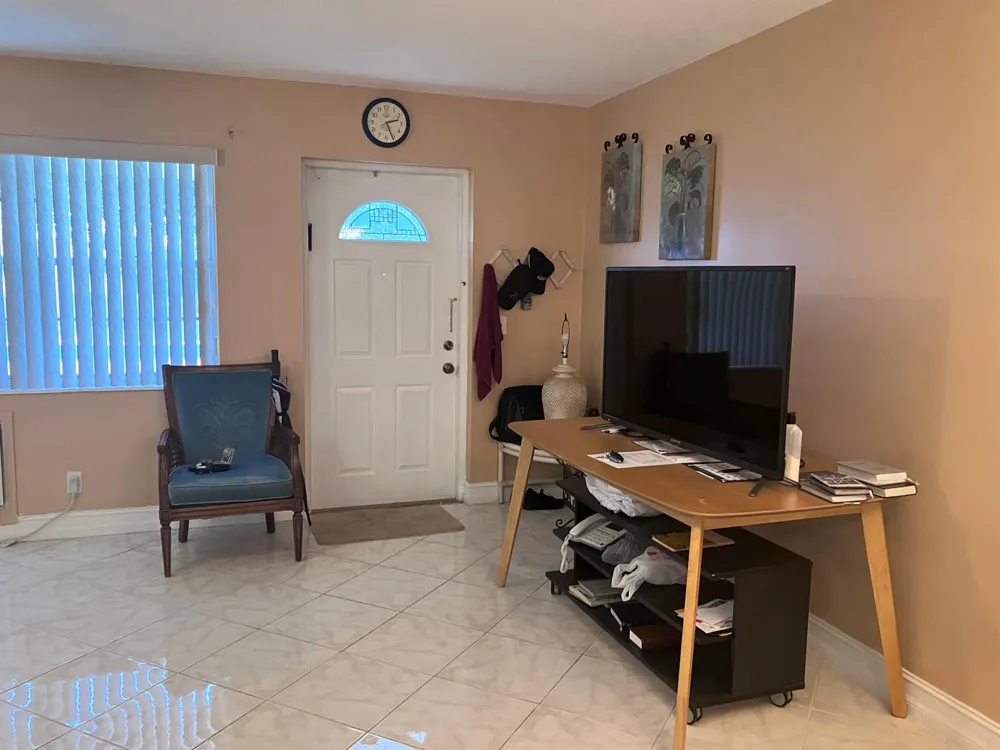 275 Windsor L West Palm Beach, FL 33417