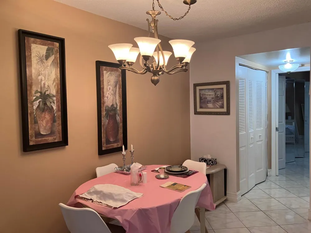 275 Windsor L West Palm Beach, FL 33417