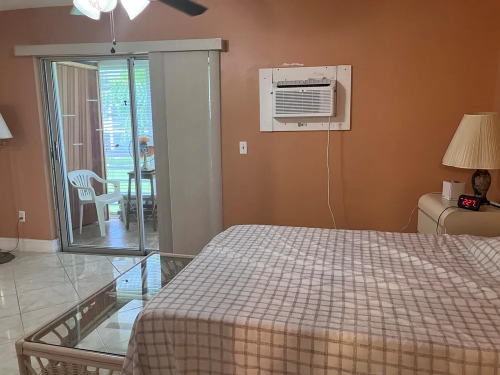 275 Windsor L West Palm Beach, FL 33417