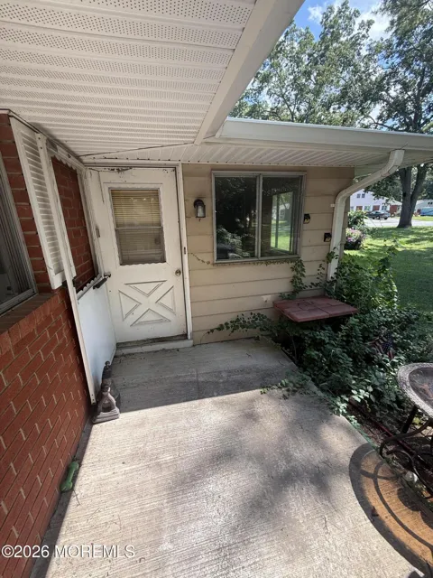 10 D Blue Jay Street
