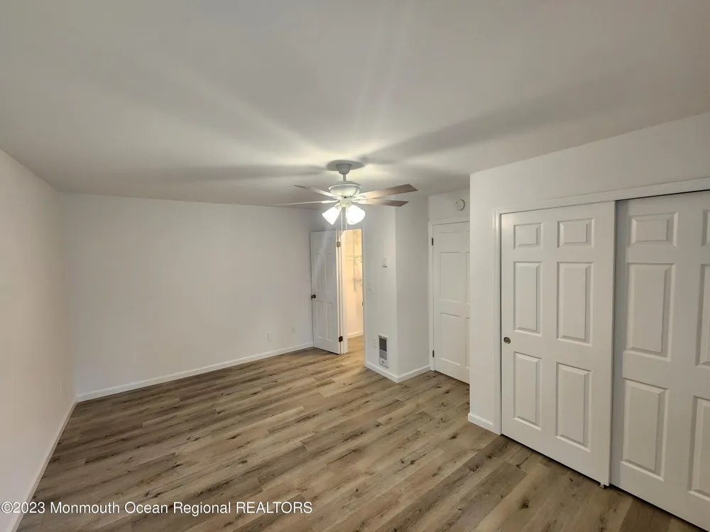34 Meadow Green Circle #J Manalapan, NJ 07726