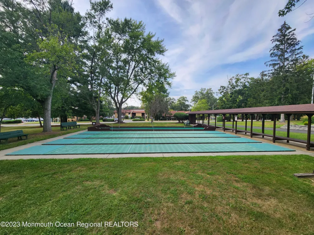 34 Meadow Green Circle #J Manalapan, NJ 07726